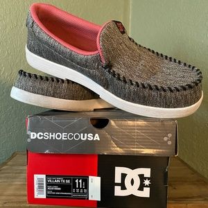 Womens size 11 DC shoes Villian TX SE